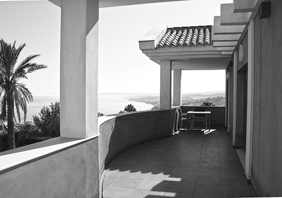 Vista desde la terraza, de un chalet realizado en la urbanización Seghers, Estepona
