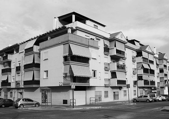 Block housing complex in the urban expansion of Estepona